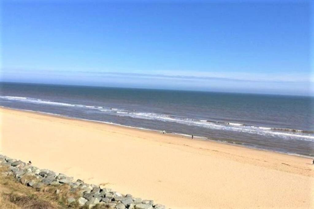 Homely 2 Bed On Popular Sunbeach Holiday Village- 5Min Walk To Beach, Near Great Yarmouth & Norfolk Broads Scratby 外观 照片